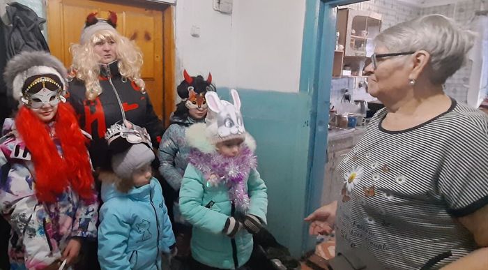 Рождественские колядки ''Колядки, колядки, собрались ребятки'' в Селедковской библиотеке
