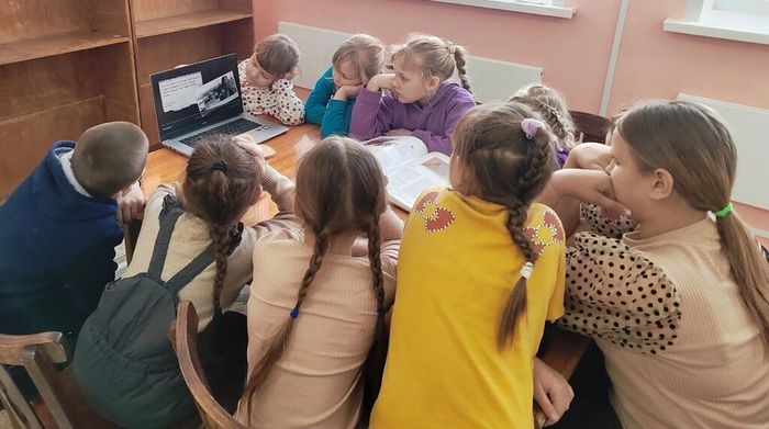 Детям о блокадном Ленинграде в Кибитенской библиотеке