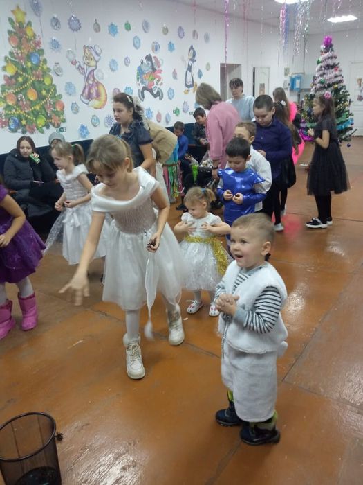 Праздник ''Чудеса новогоднего Зазеркалья'' в Новосоксинской библиотеке